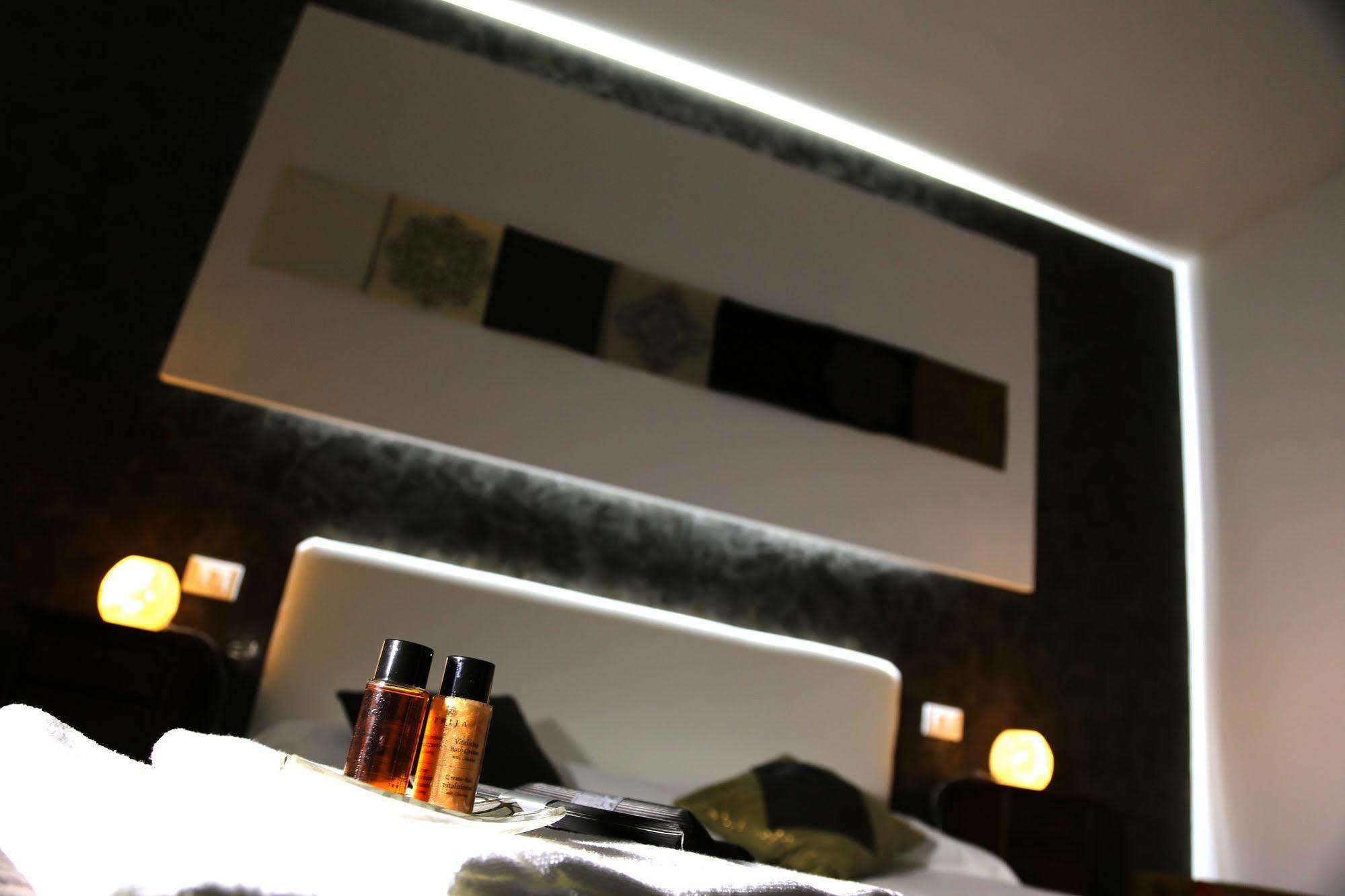 Caroline Rooms Roma Dış mekan fotoğraf