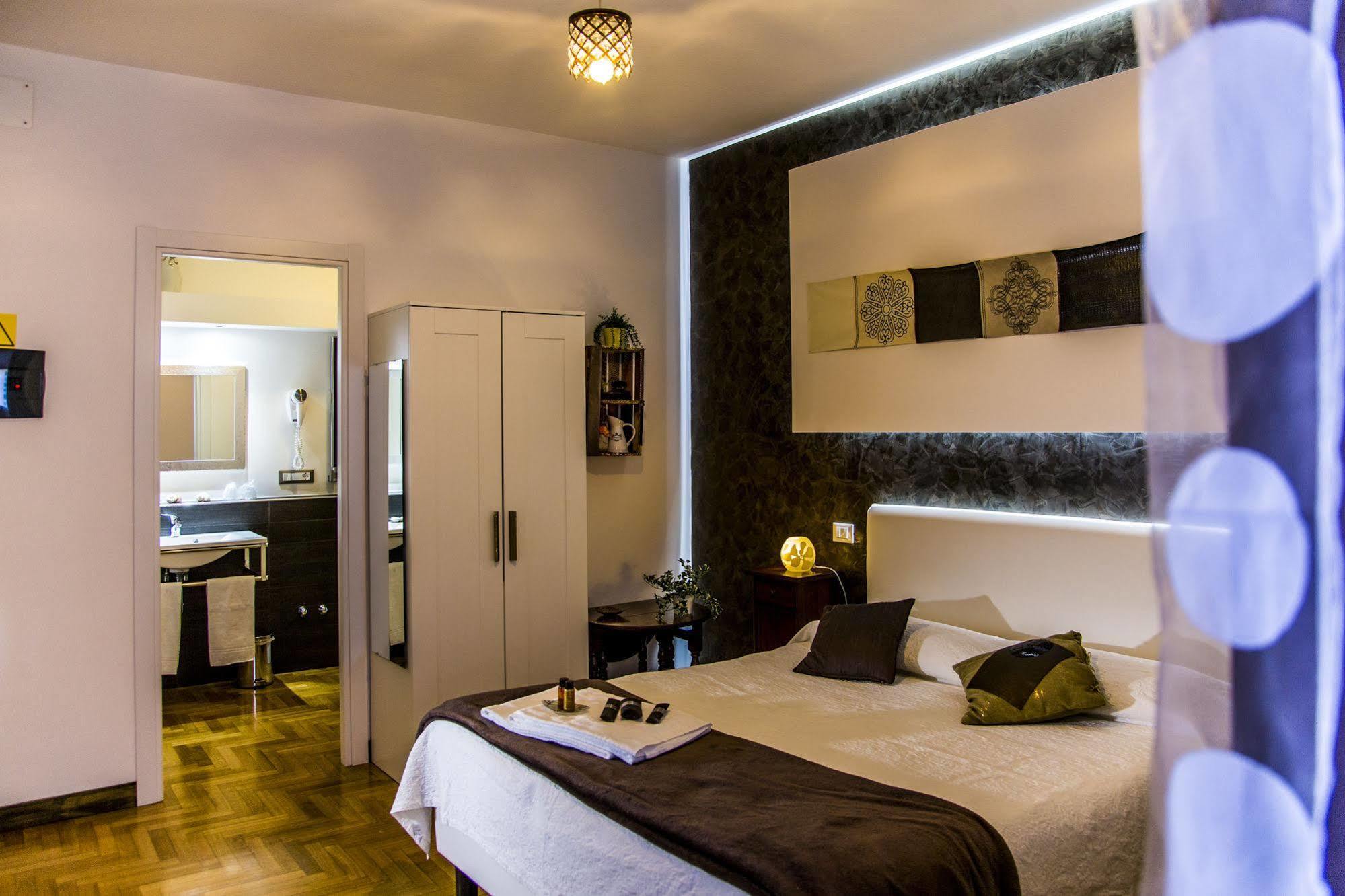 Caroline Rooms Roma Dış mekan fotoğraf